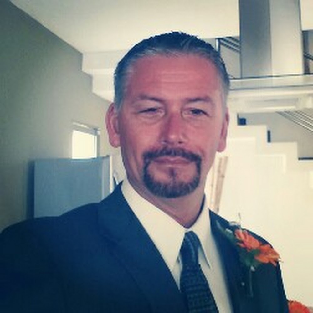 Meet your Posher, Russell